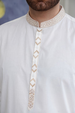 Men Embroidered Unstitch Kameez Shalwar Code:7125